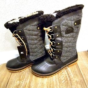 Sorel Tofino II NIB size 8